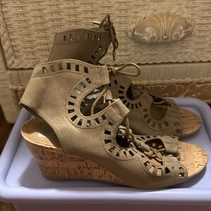 DV by Dolce Vita Gladiator Faux Suede Tan Wedge Sandals Size 8